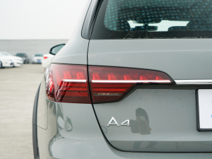 2022allroad quattro ^