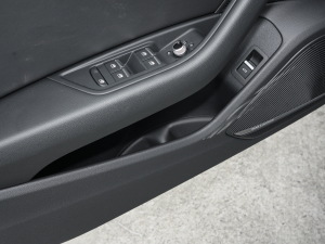 2022allroad quattro ǰTg