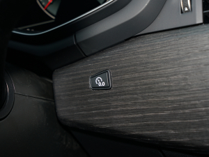 2022allroad quattro ѩ\Ӱ п؅^