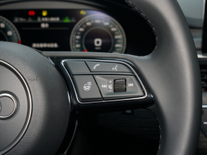 2022allroad quattro ѩ\Ӱ п؅^