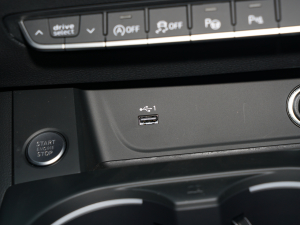 2022allroad quattro ѩ\Ӱ п؅^