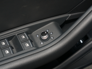 2022allroad quattro ѩ\Ӱ п؅^