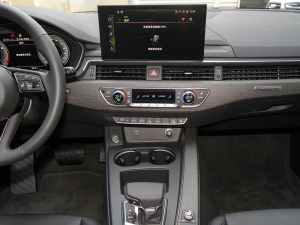 2022allroad quattro ѩ\Ӱ п_