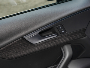 2022allroad quattro ѩ\Ӱ п؅^