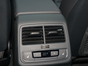 2022allroad quattro ѩ\Ӱ п؅^