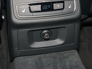 2022allroad quattro ѩ\Ӱ п؅^