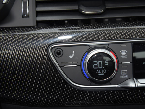 2022��S4 3.0TFSI ���g����