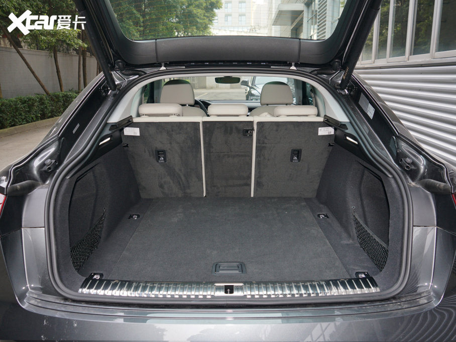 2022?yun)We-tron(M(jn)) Sportback 55 quattro A