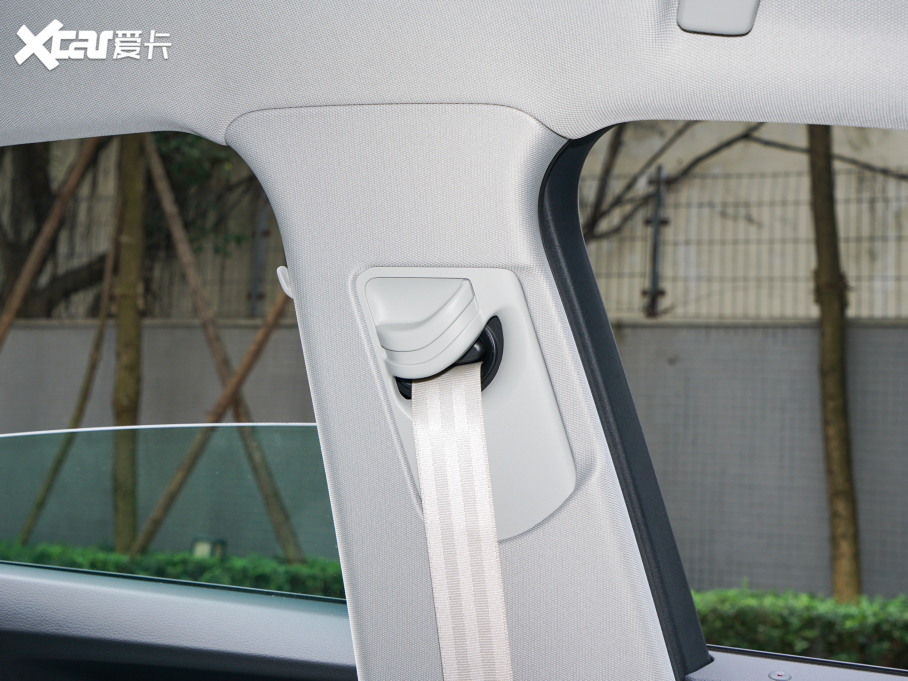 2022We-tron(M) Sportback 55 quattro A