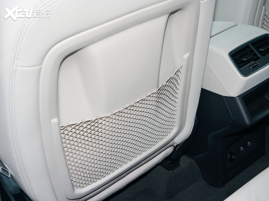 2022We-tron(M) Sportback 55 quattro A