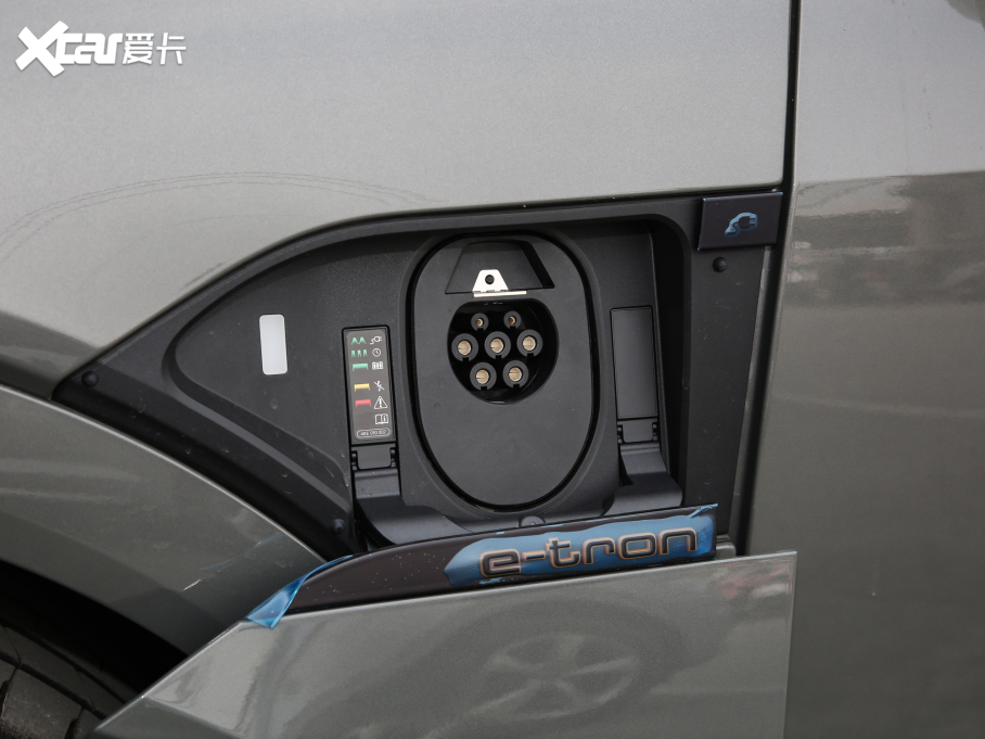 2022?yun)We-tron(M(jn)) Sportback 55 quattro 