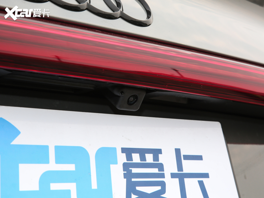 2022We-tron(M) Sportback 55 quattro 