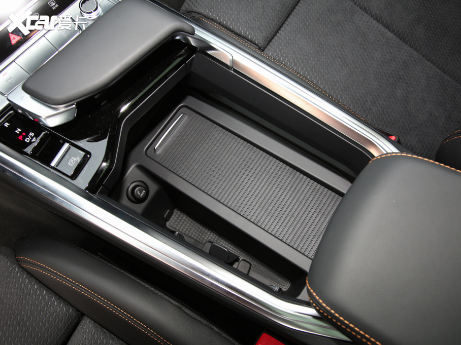 2022We-tron(M) Sportback 55 quattro 