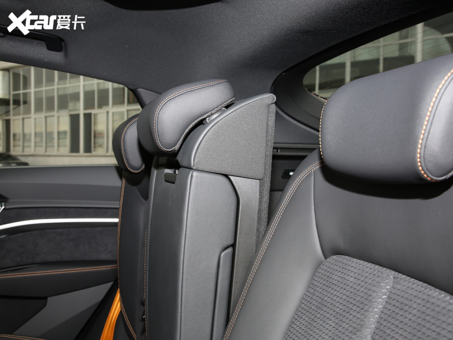 2022We-tron(M) Sportback 55 quattro 