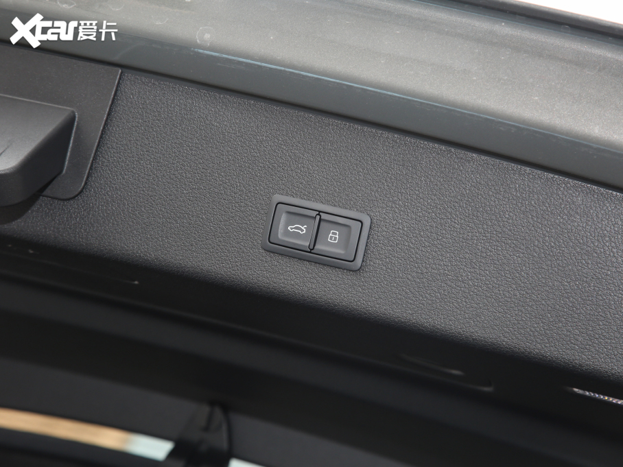 2022?yun)We-tron(M(jn)) Sportback 55 quattro 