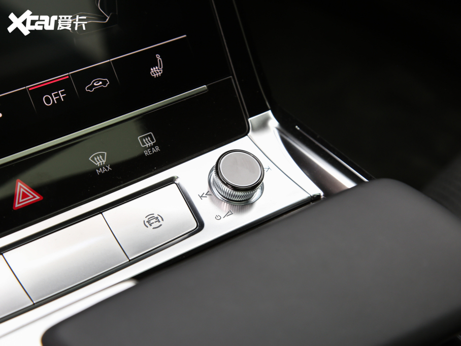 2022We-tron(M) Sportback 55 quattro 