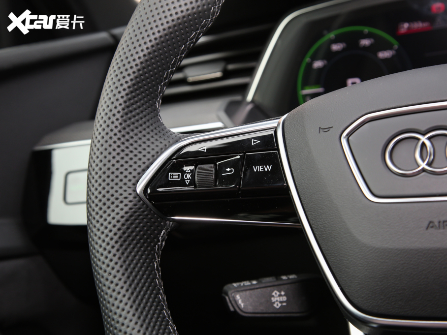 2022?yun)We-tron(M(jn)) Sportback 55 quattro 