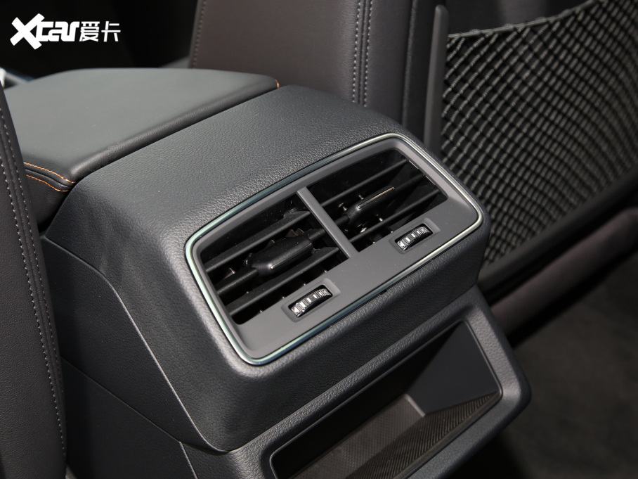 2022We-tron(M) Sportback 55 quattro 