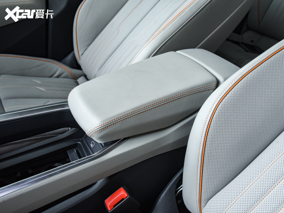 2022We-tron(M) Sportback 55 quattro x