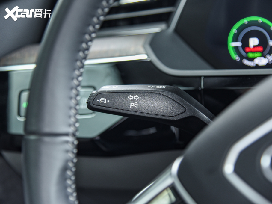 2022We-tron(M) Sportback 55 quattro x