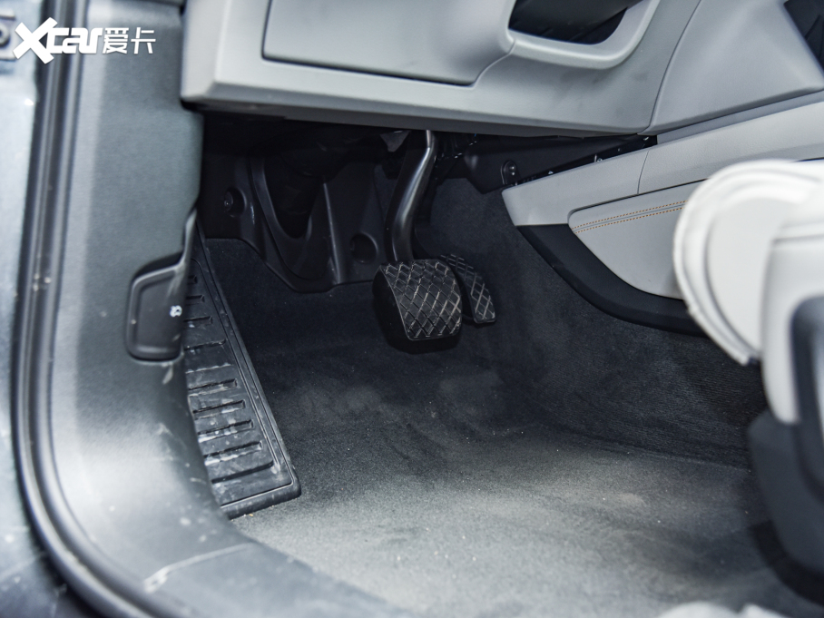 2022We-tron(M) Sportback 55 quattro x