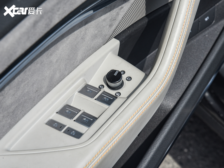 2022?yun)We-tron(M(jn)) Sportback 55 quattro x