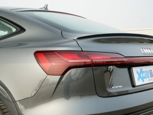 2022Sportback 55 quattro A ^