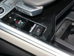 2022Sportback 55 quattro A п؅^