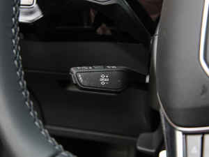 2022Sportback 55 quattro  п؅^