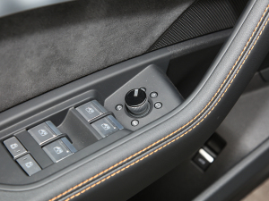 2022Sportback 55 quattro  п؅^