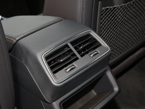 2022Sportback 55 quattro  п؅^