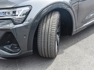 2022Sportback 55 quattro x ^