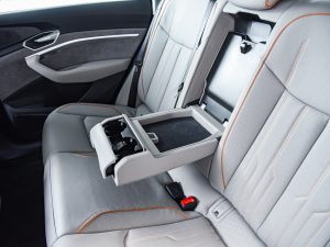 2022Sportback 55 quattro x ֹ