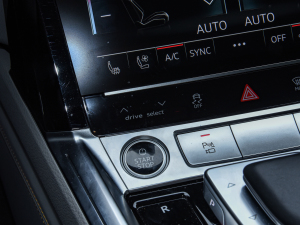 2022Sportback 55 quattro x п؅^