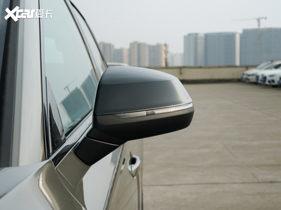 2022?yun)WSQ5 3.0 TFSI quattro