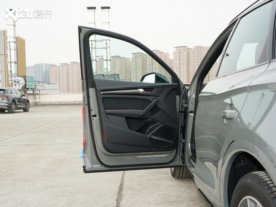 2022��W��SQ5 3.0 TFSI quattro