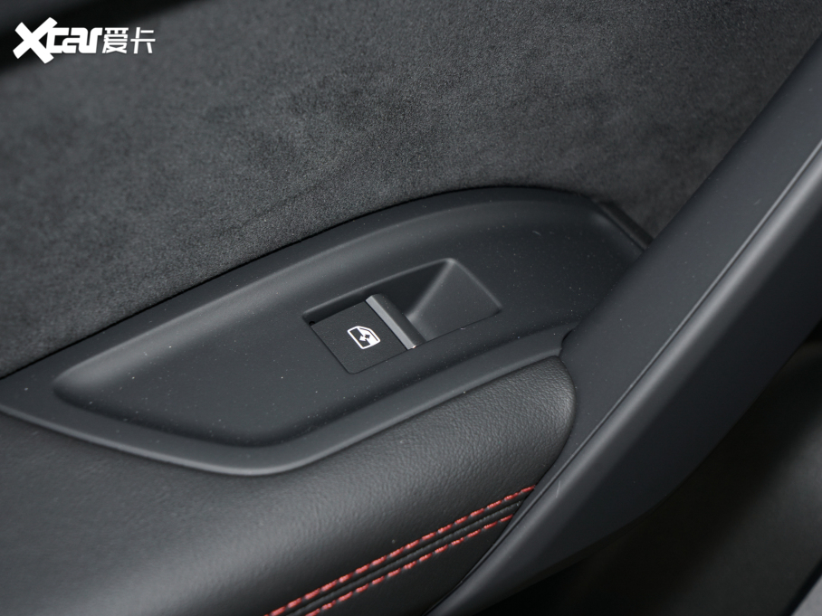 2022��W��SQ5 3.0 TFSI quattro