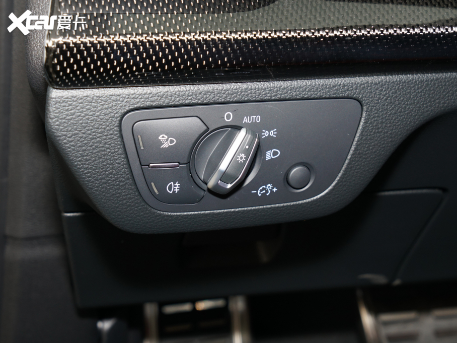 2022��W��SQ5 3.0 TFSI quattro