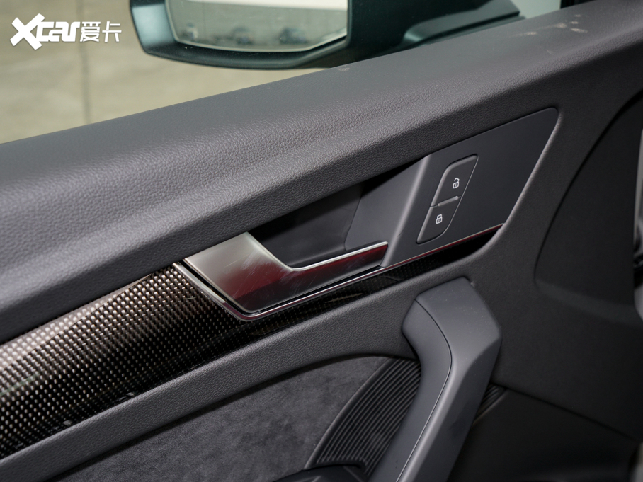 2022��W��SQ5 3.0 TFSI quattro