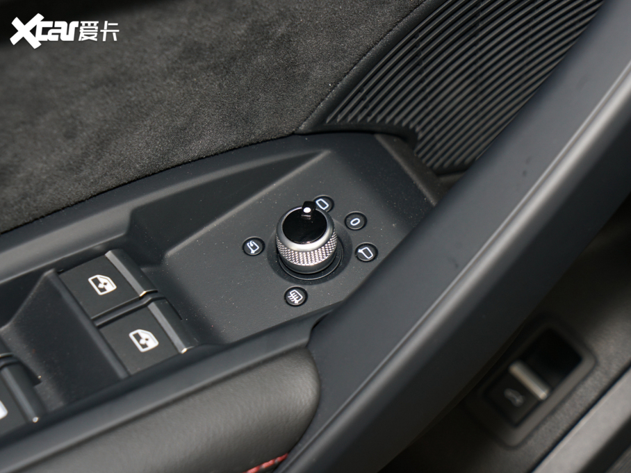 2022��W��SQ5 3.0 TFSI quattro