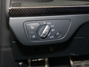 20223.0 TFSI quattro п؅^(q)