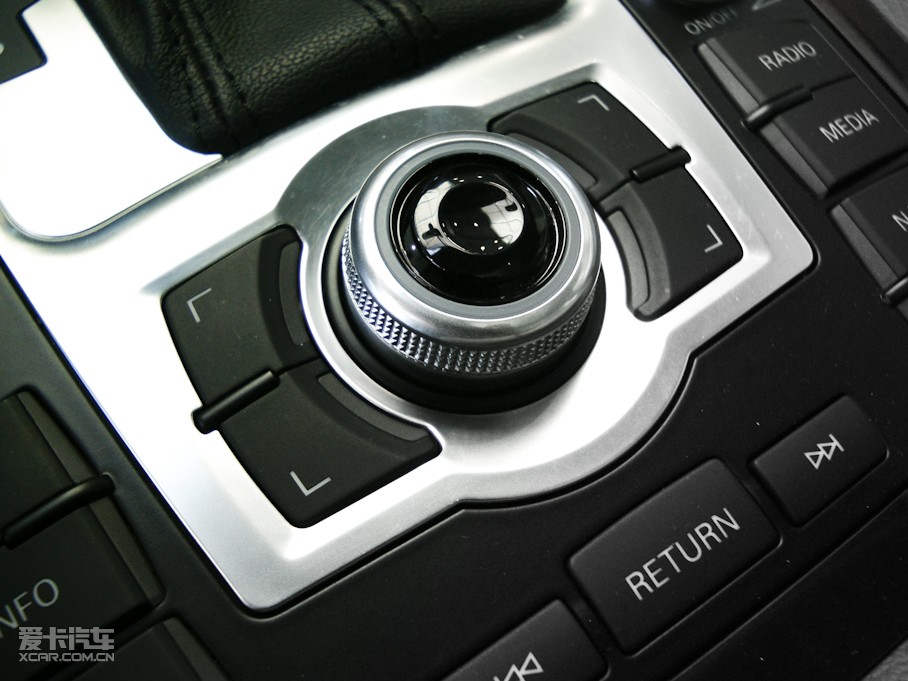 2010?yun)WQ7 3.6 FSI quattro g(sh)