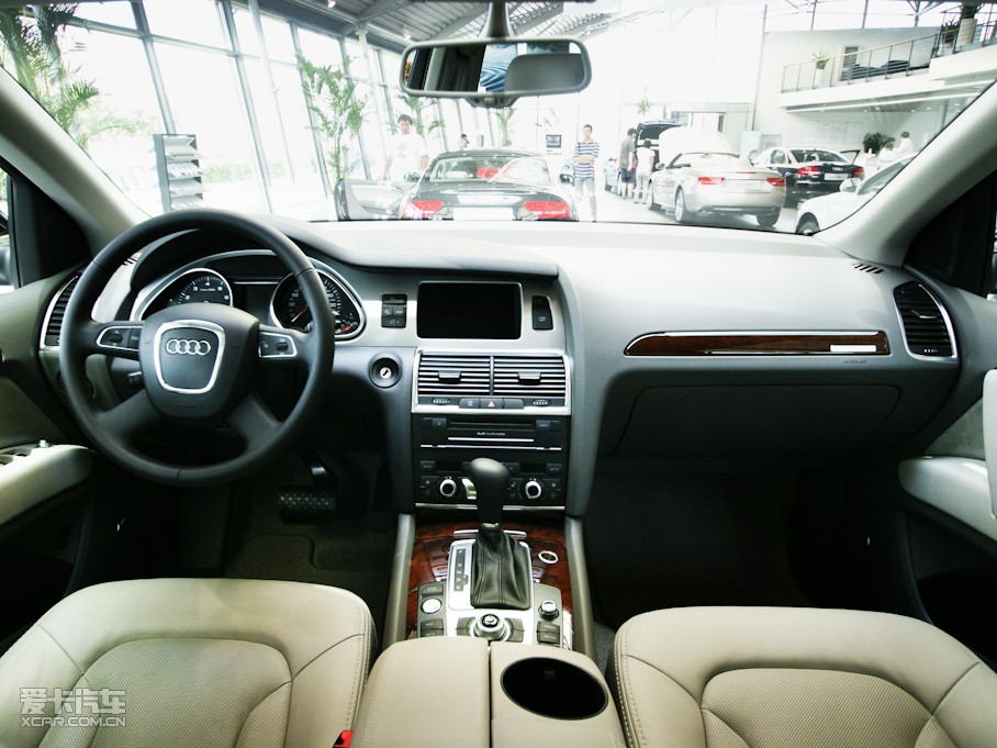 2010WQ7 3.6 FSI quattro g(sh)