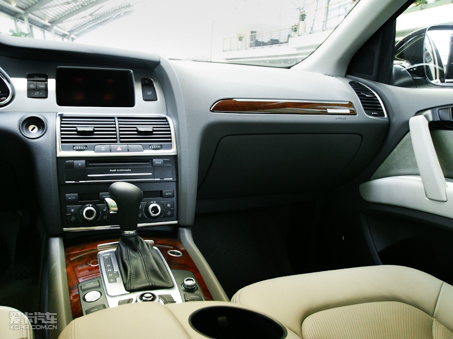 2010WQ7 3.6 FSI quattro g