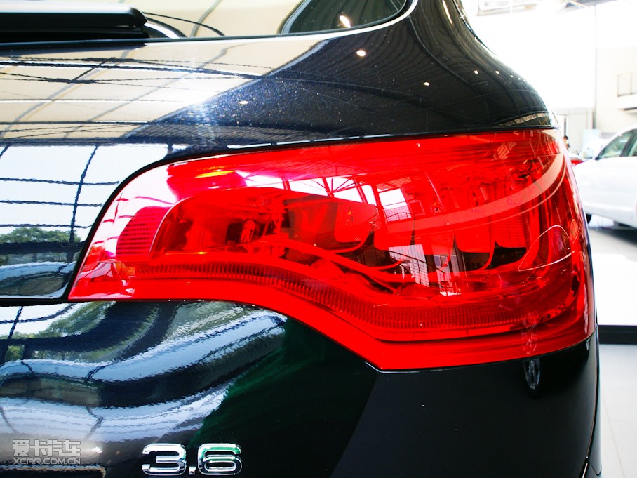 2010WQ7 3.6 FSI quattro g