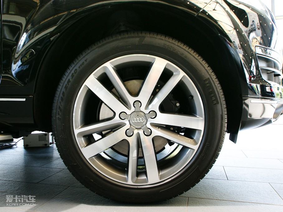 2010WQ7 3.6 FSI quattro g