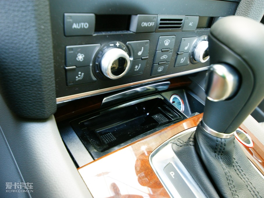 2010?yun)WQ7 3.6 FSI quattro g(sh)