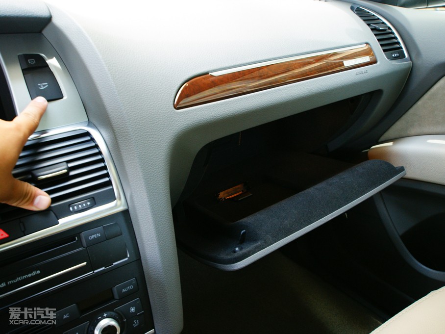 2010?yun)WQ7 3.6 FSI quattro g(sh)