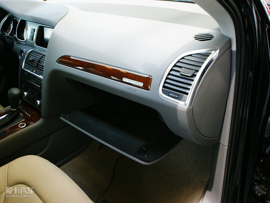 2010WQ7 3.6 FSI quattro g