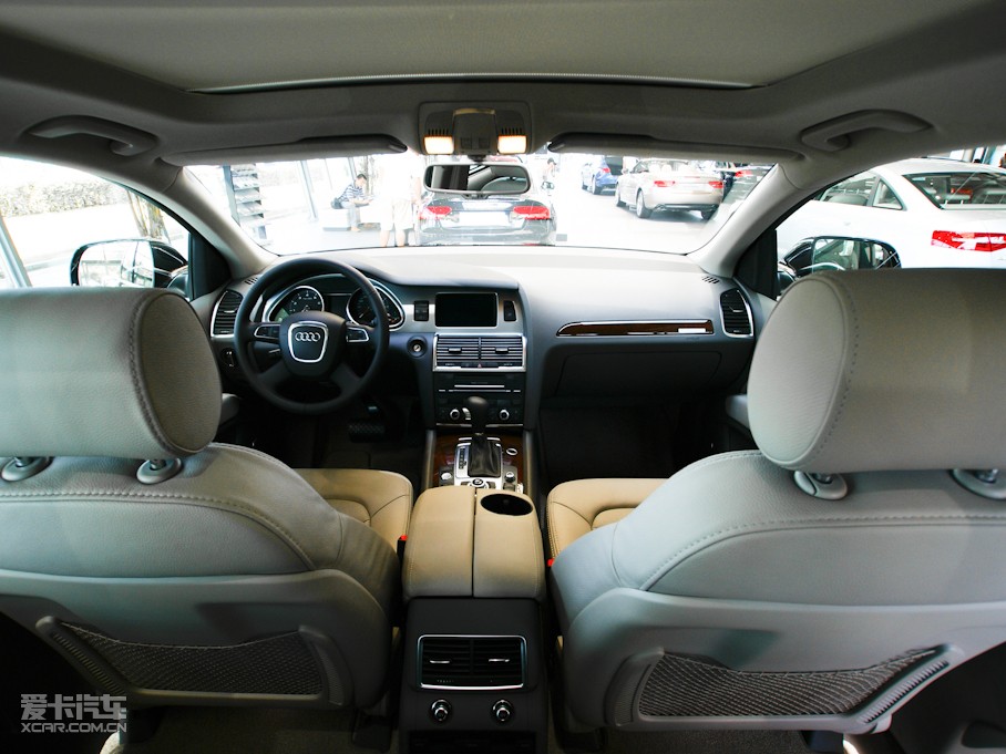 2010WQ7 3.6 FSI quattro g